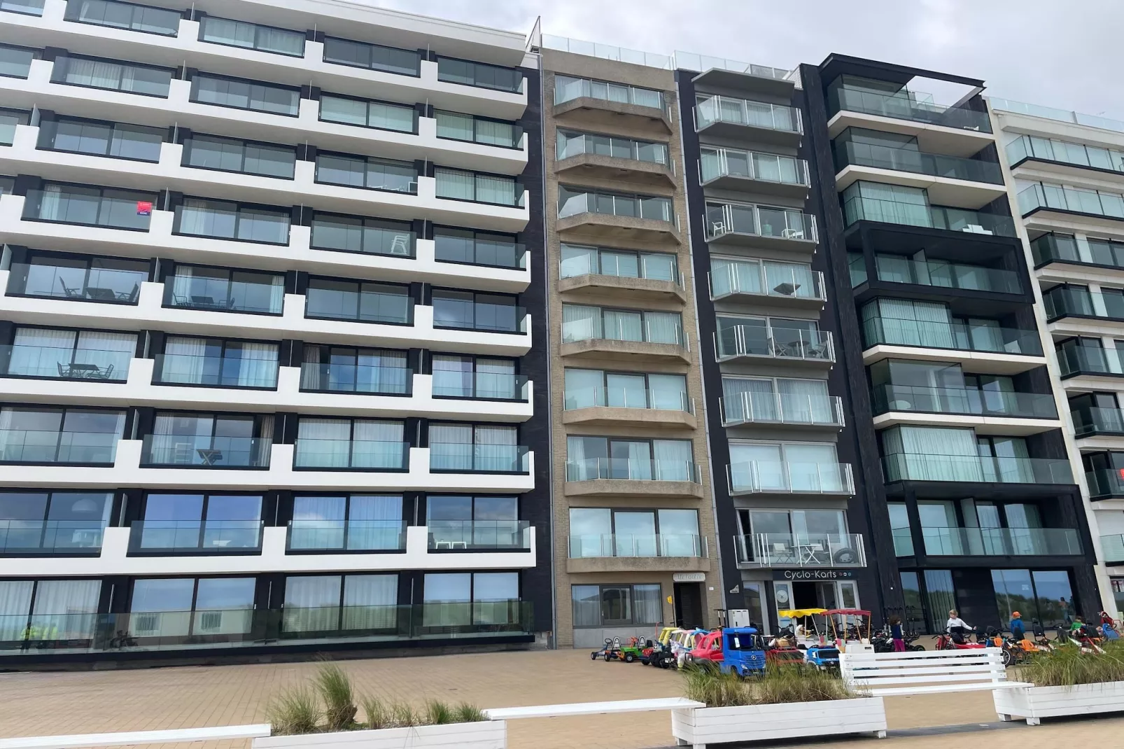 GARBI 0301GAR-Exterior summer