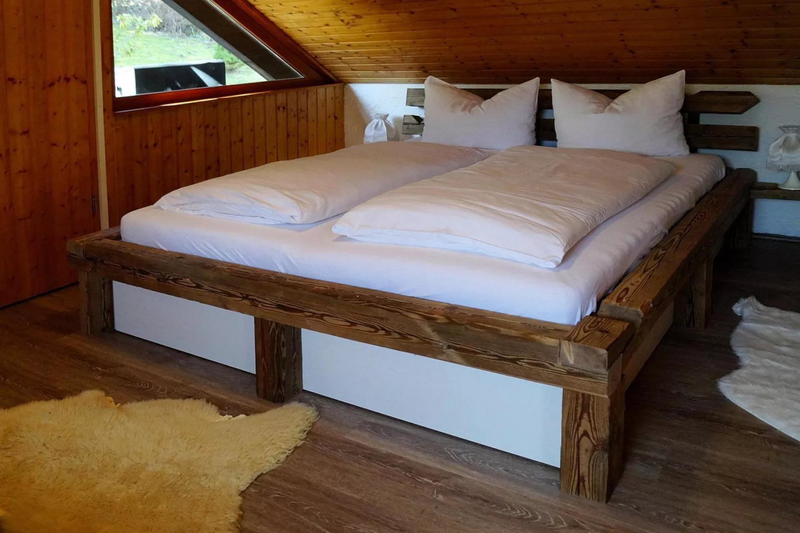 Am Hermannsberg-Bedroom