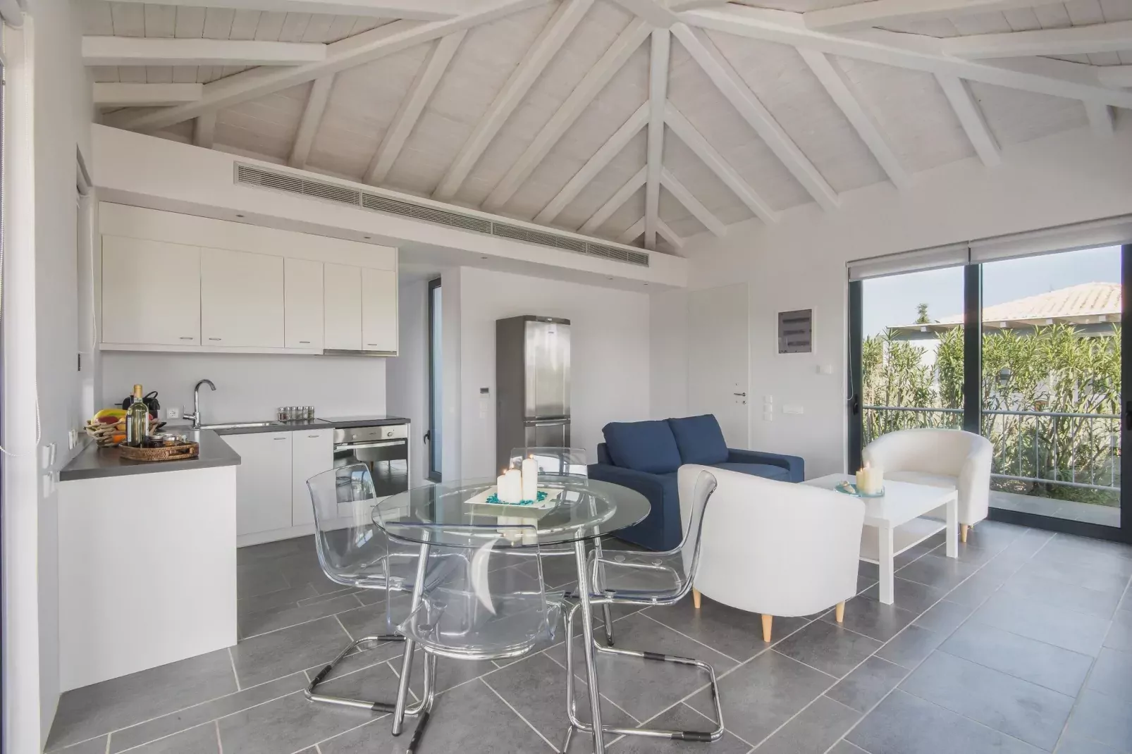 Sea View  Maisonette-Palier