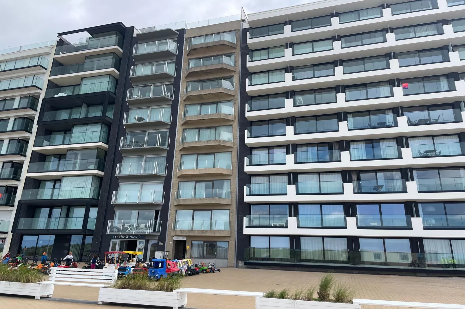 GARBI 0301GAR-Exterior summer