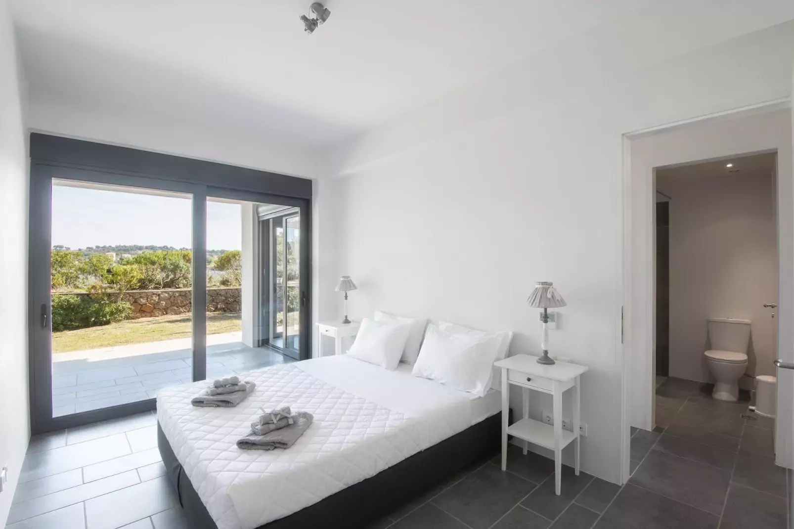 Sea View  Maisonette-Palier