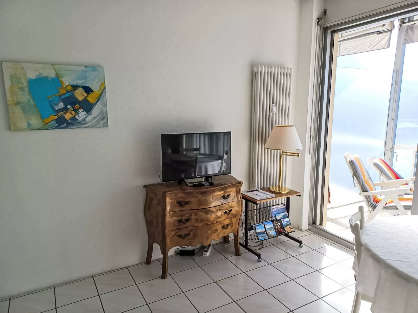Vista Lago-Inside