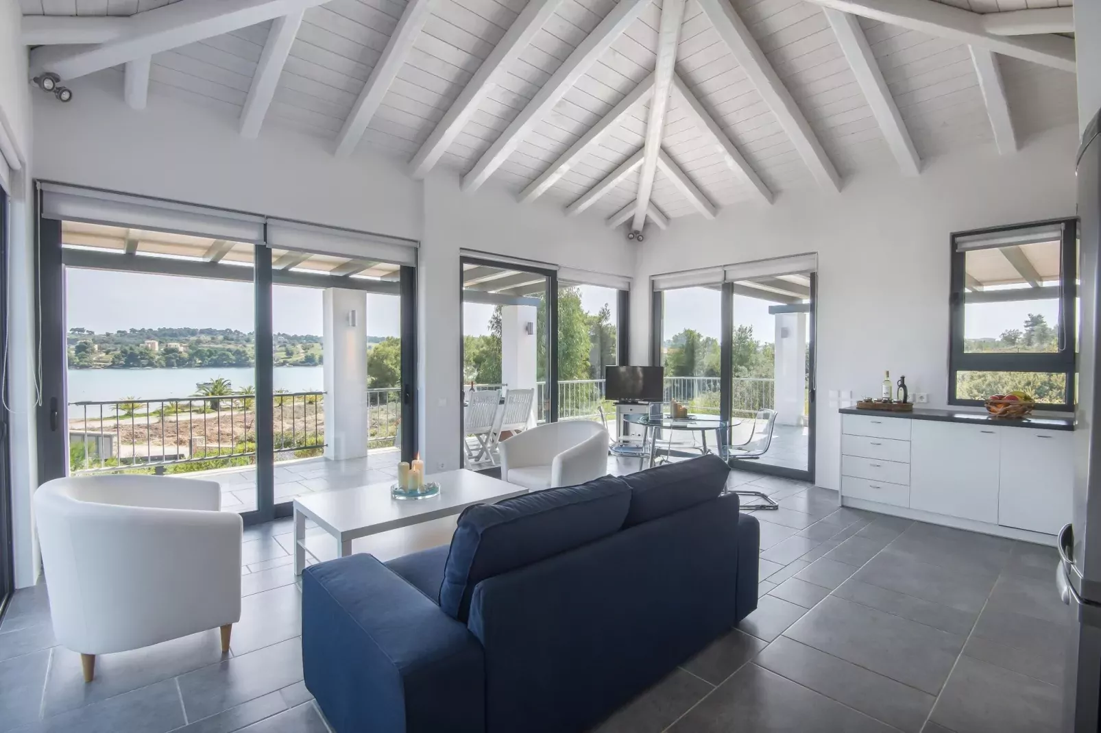 Sea View  Maisonette-Palier