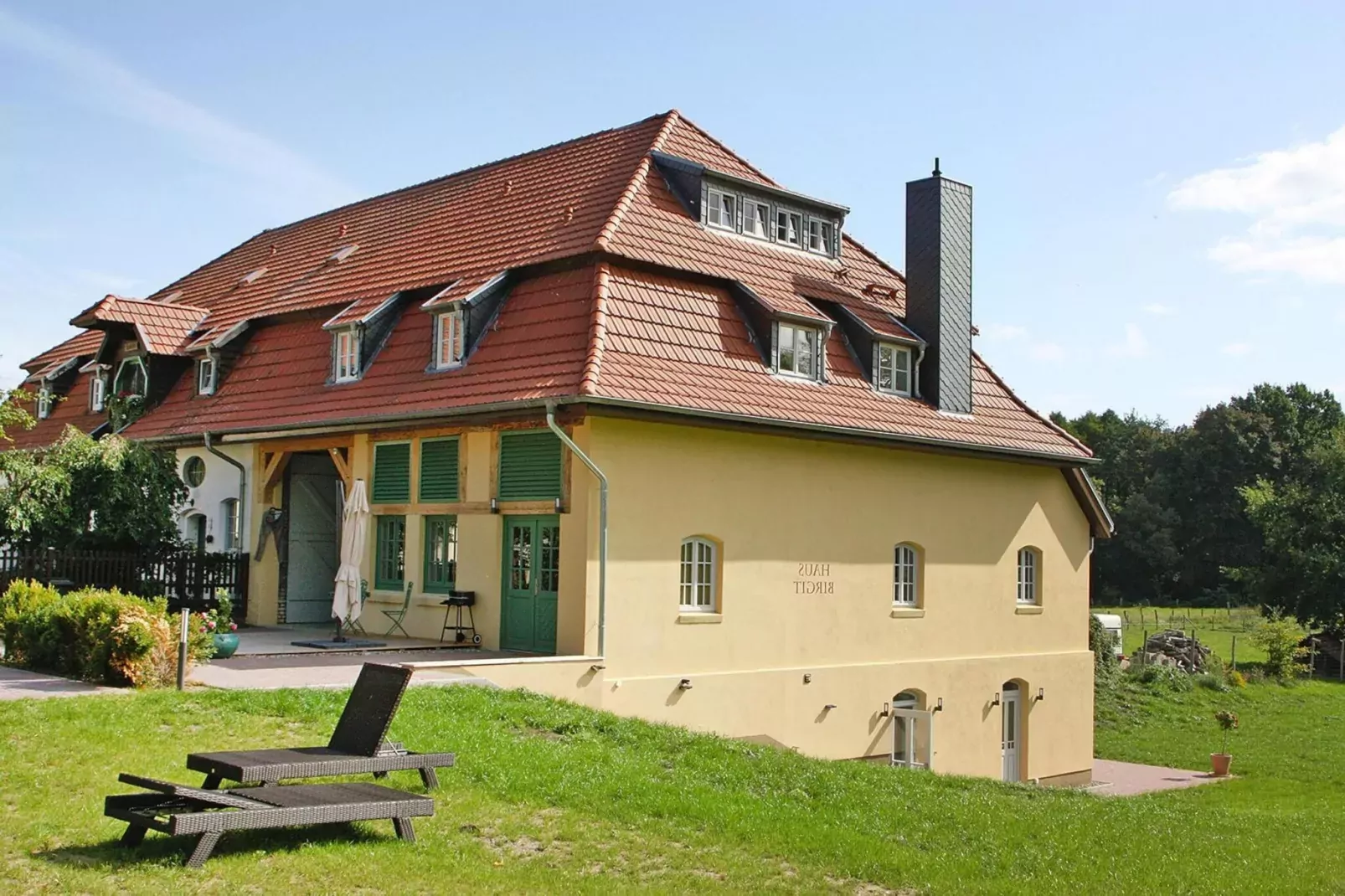 Birgit 7-8 Personen ganzes Haus 289 qm-Exterior summer