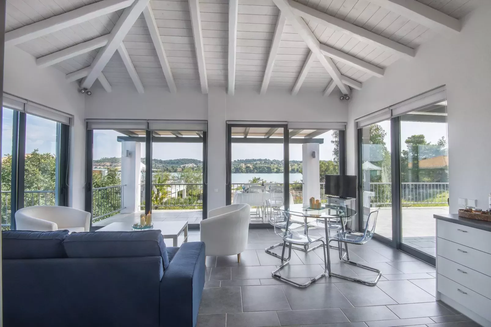 Sea View  Maisonette-Palier