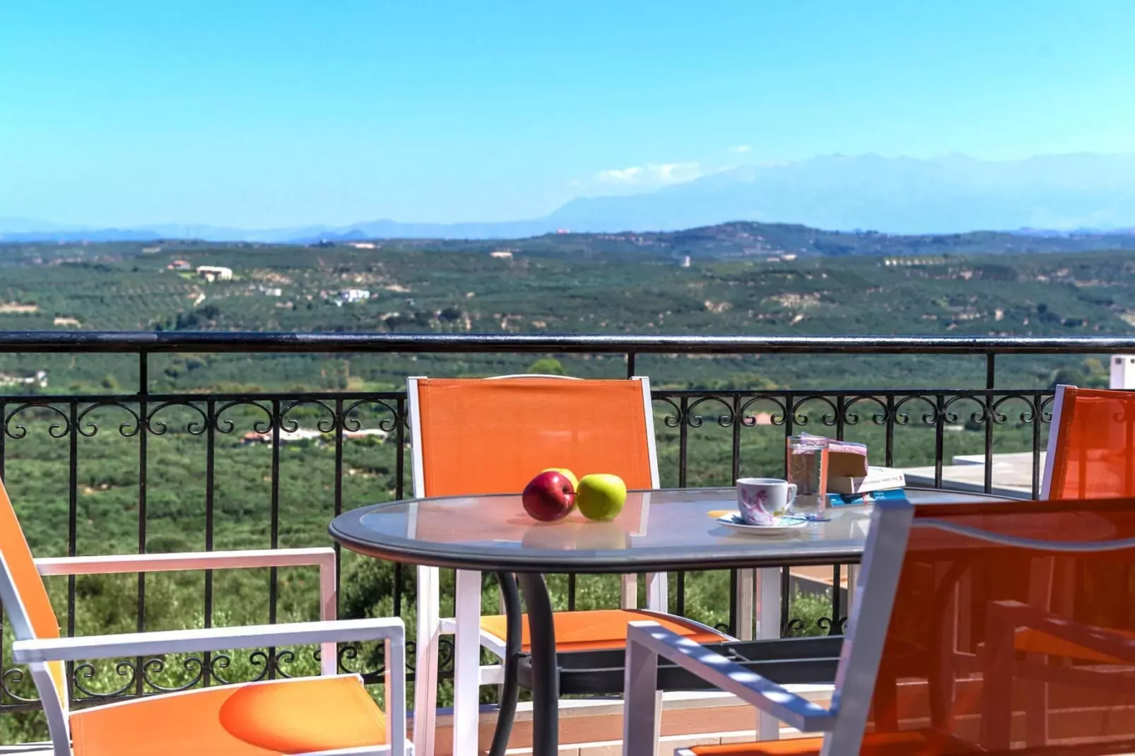 Holiday home, Marathokefala bei Kolimbari-Villa Marilena, ca. 100 qm, 6 pax-Balcon-terrasse