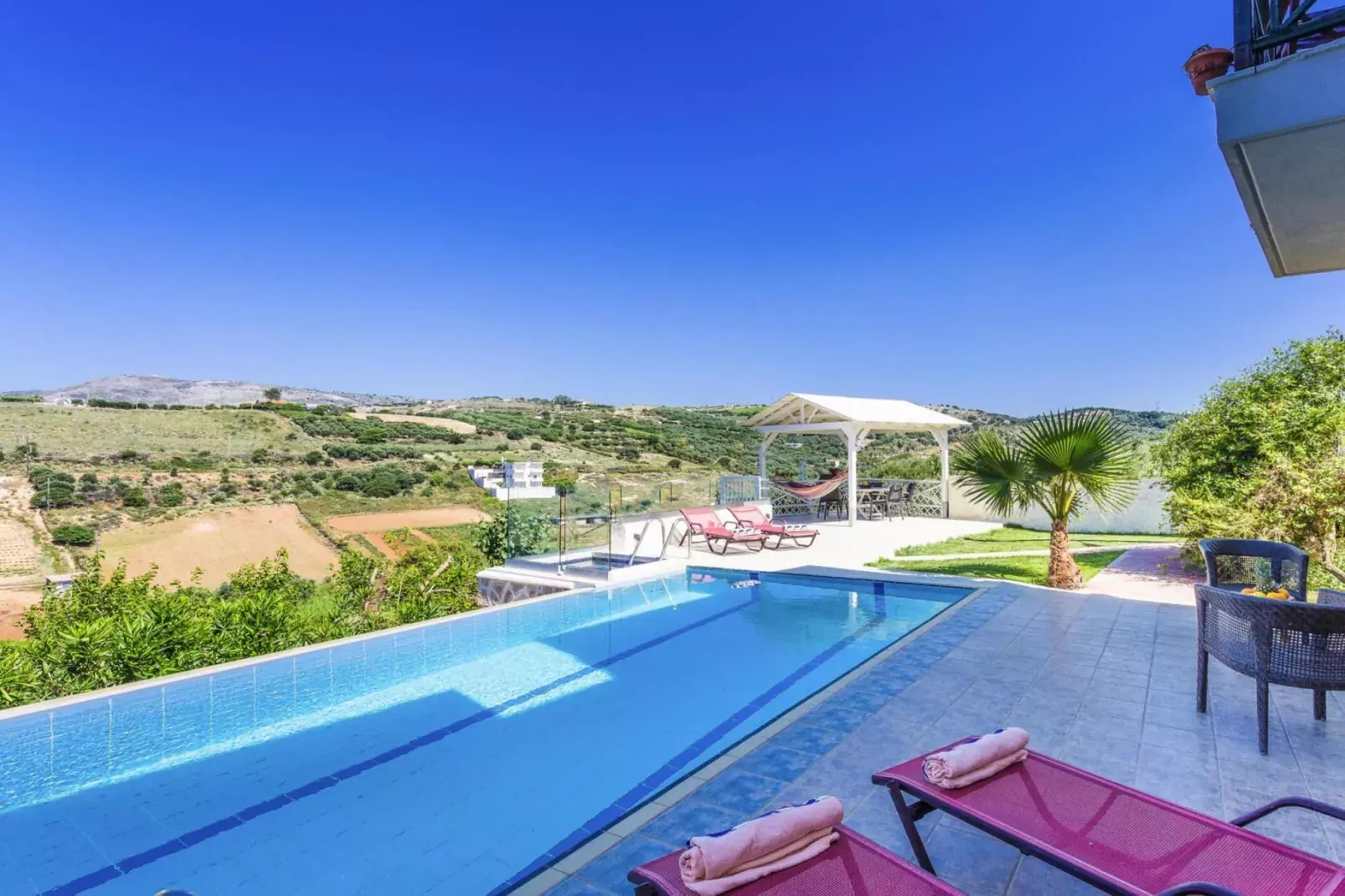 Villas Avra & Pyrgos, Episkopi-Villa Avra, ca. 120 qm, 6 pax-Schwimmbad