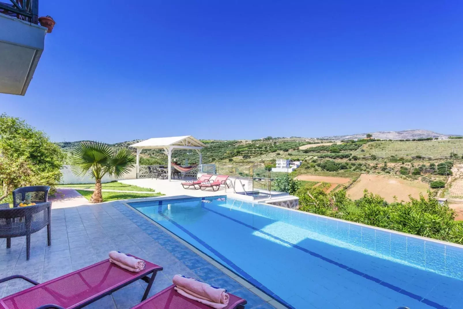 Villas Avra & Pyrgos, Episkopi-Villa Avra, ca. 120 qm, 6 pax-Schwimmbad