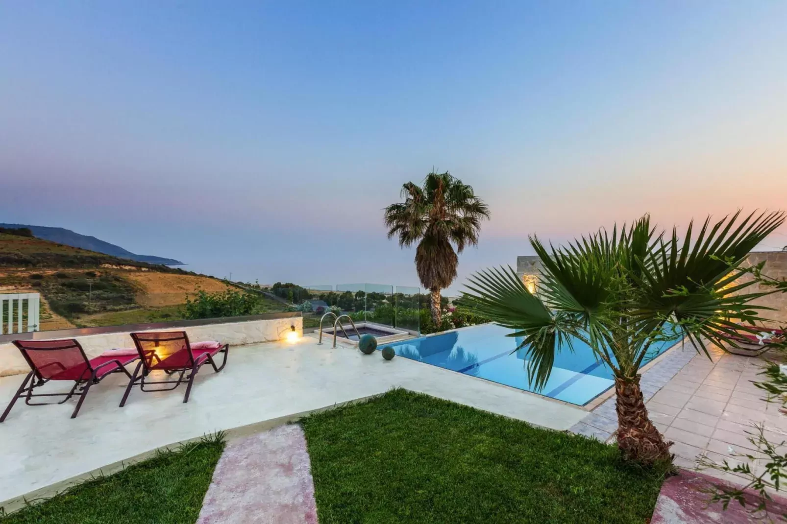 Villas Avra & Pyrgos, Episkopi-Villa Avra, ca. 120 qm, 6 pax-Aussicht Sommer