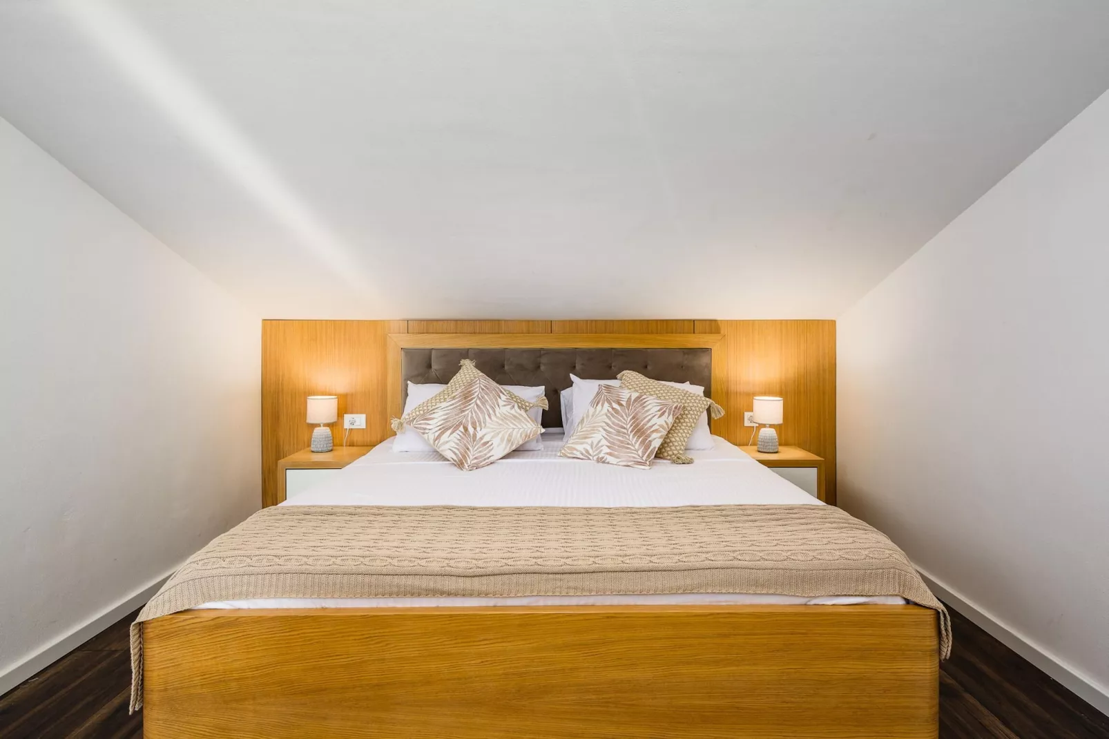 Sunset Suite Premium Apartment-Bedroom