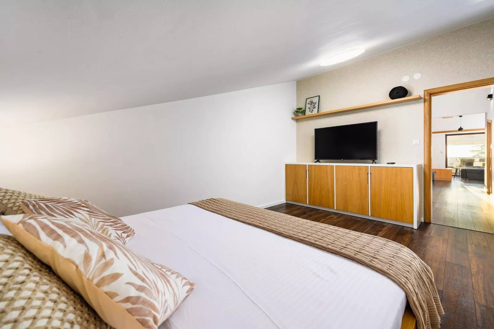 Sunset Suite Premium Apartment-Bedroom