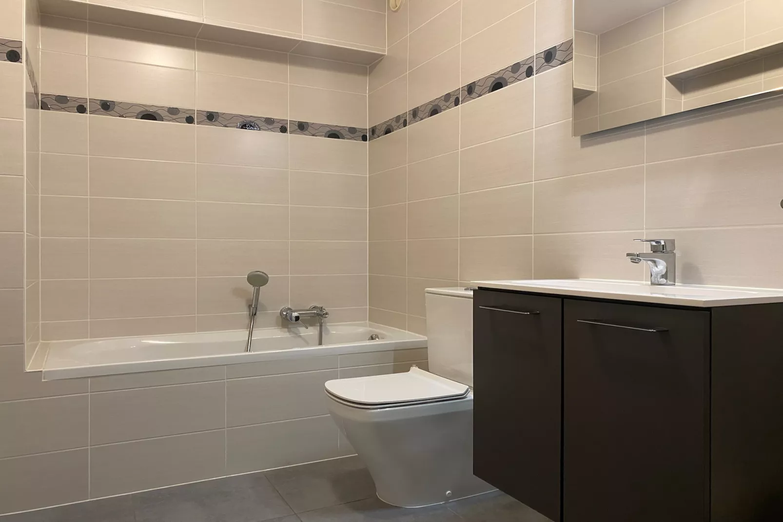SEAFLOWER 304-Bathroom