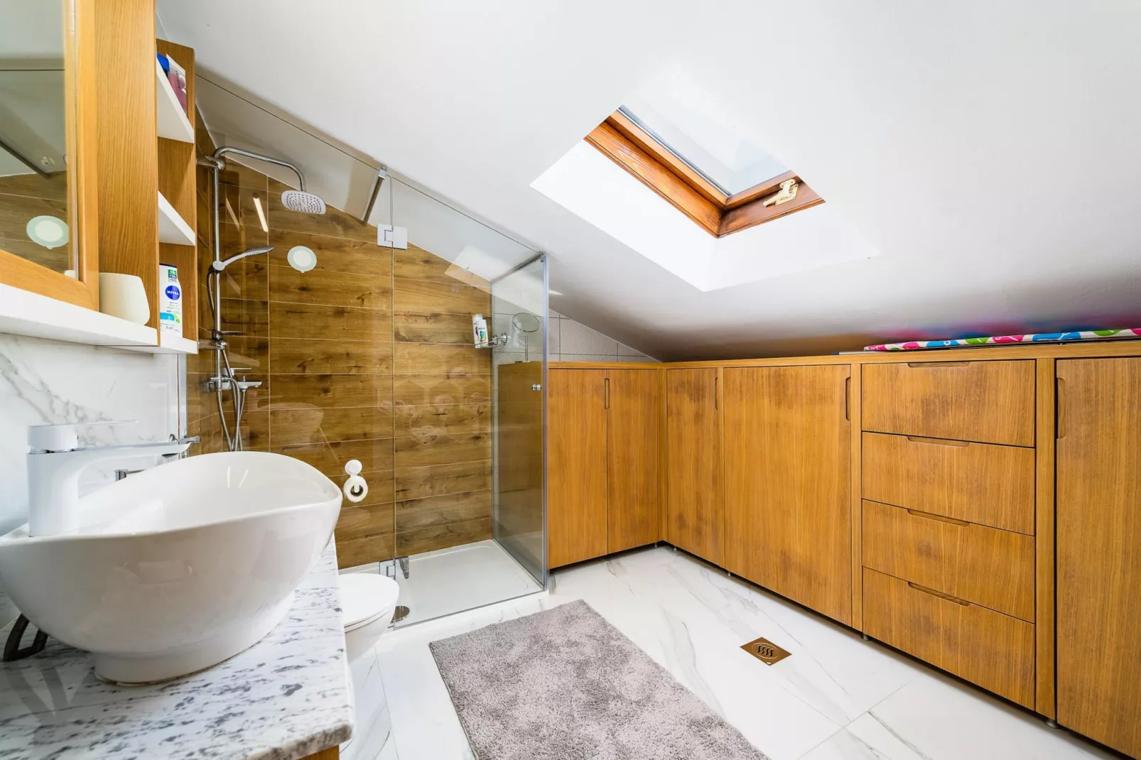 Sunset Suite Premium Apartment-Bathroom