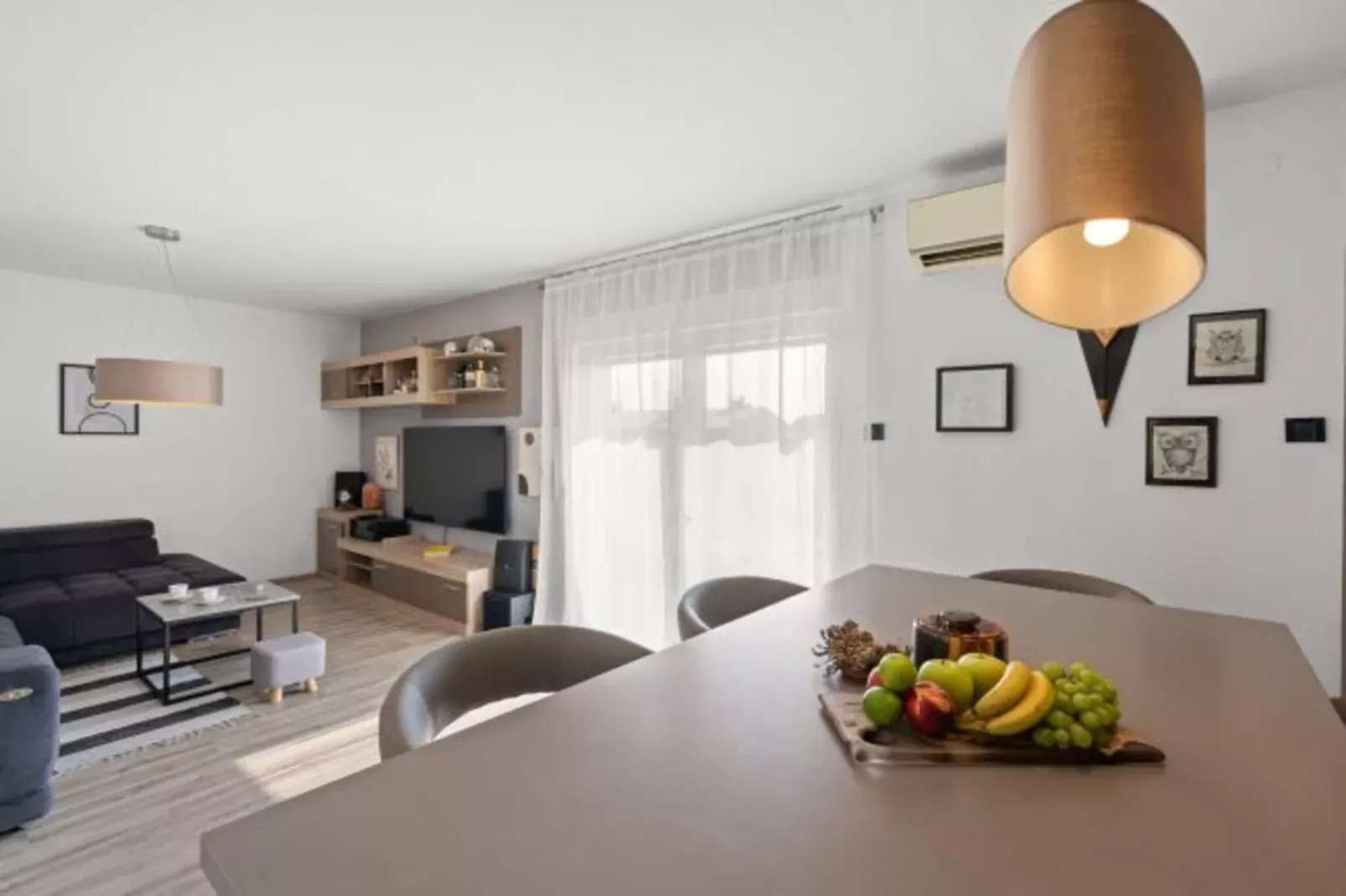 Apartment Urban Grey-Esszimmer
