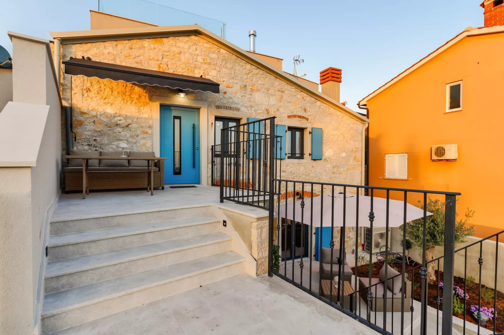 Casa Mar-Exterior summer