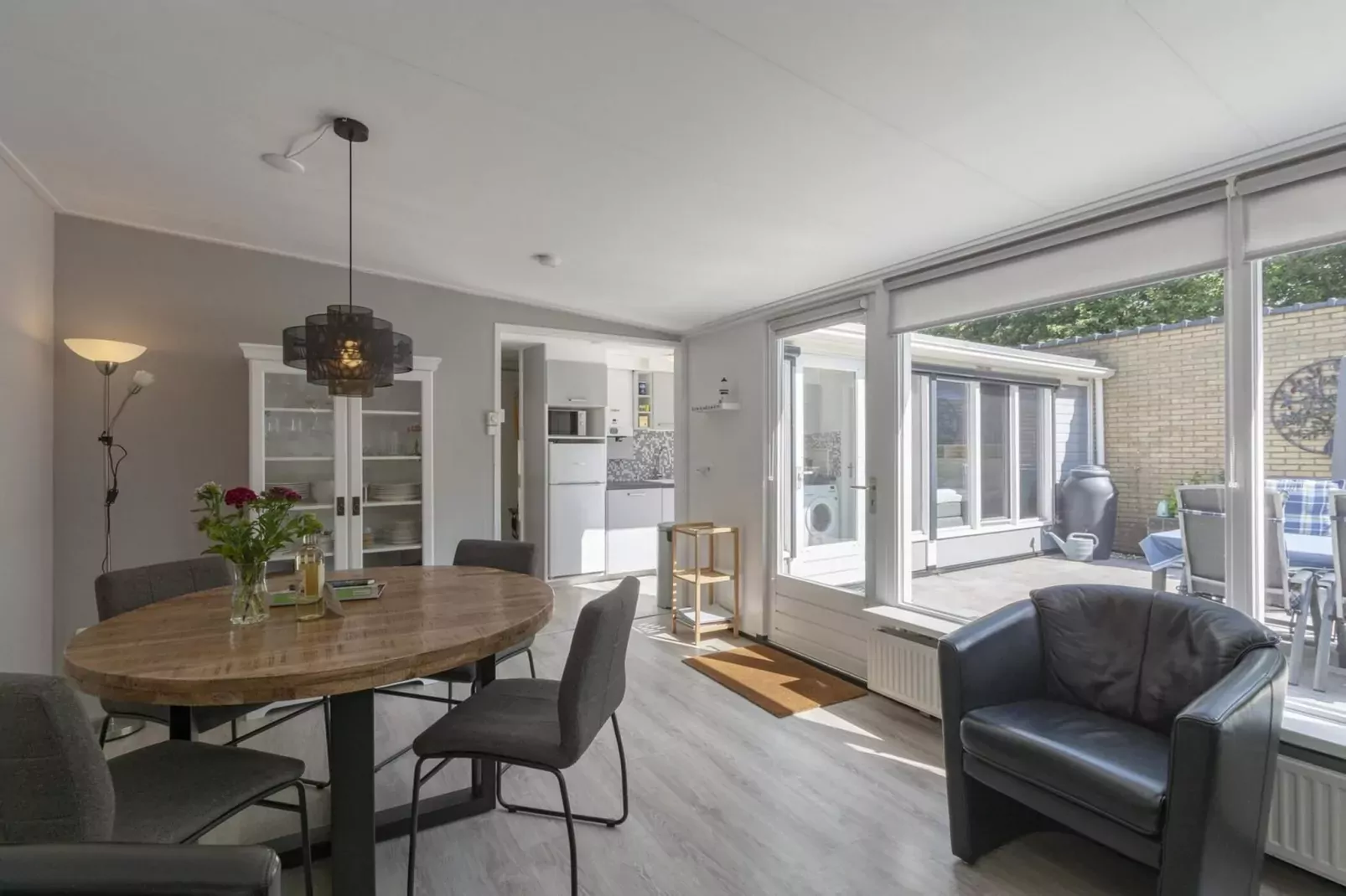 Duinland 111-Dining room