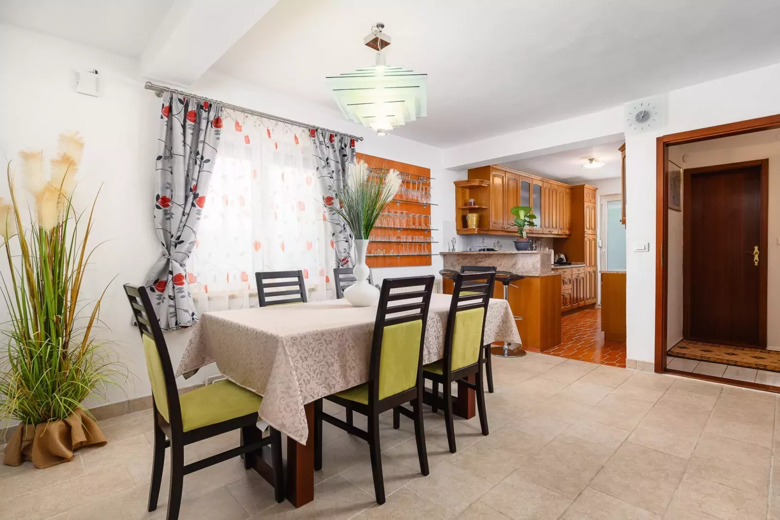 Villa Gigi-Dining room