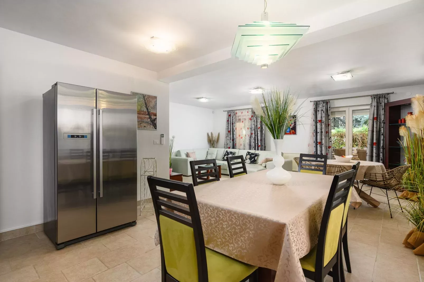 Villa Gigi-Dining room
