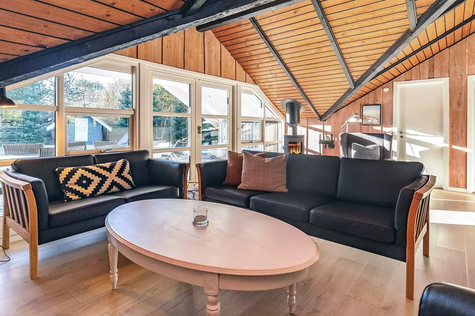 Chalet lumineux avec bain a remous -- By Traum Ferienwohnungen-Intérieur