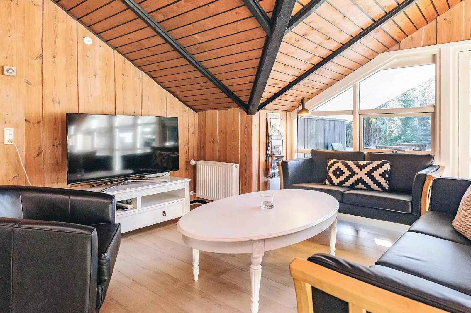 Chalet lumineux avec bain a remous -- By Traum Ferienwohnungen-Intérieur