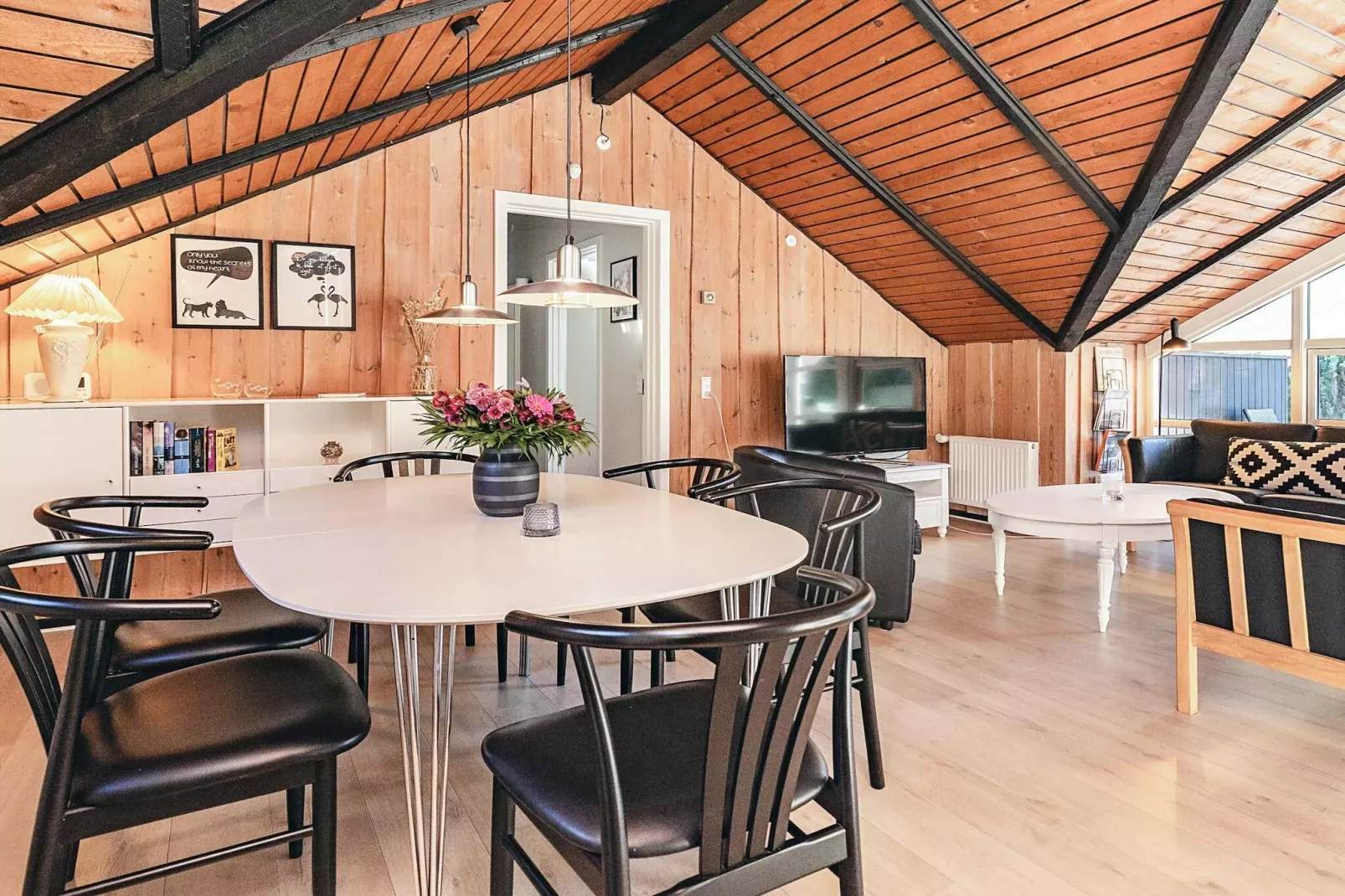 Chalet lumineux avec bain a remous -- By Traum Ferienwohnungen-Intérieur
