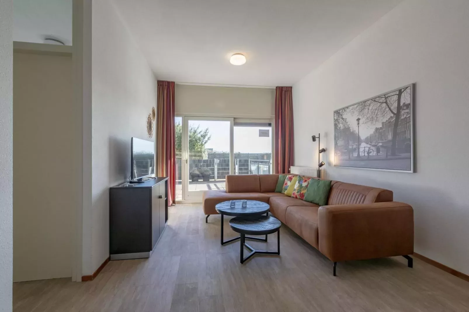 Wijde Blick 103-Living room