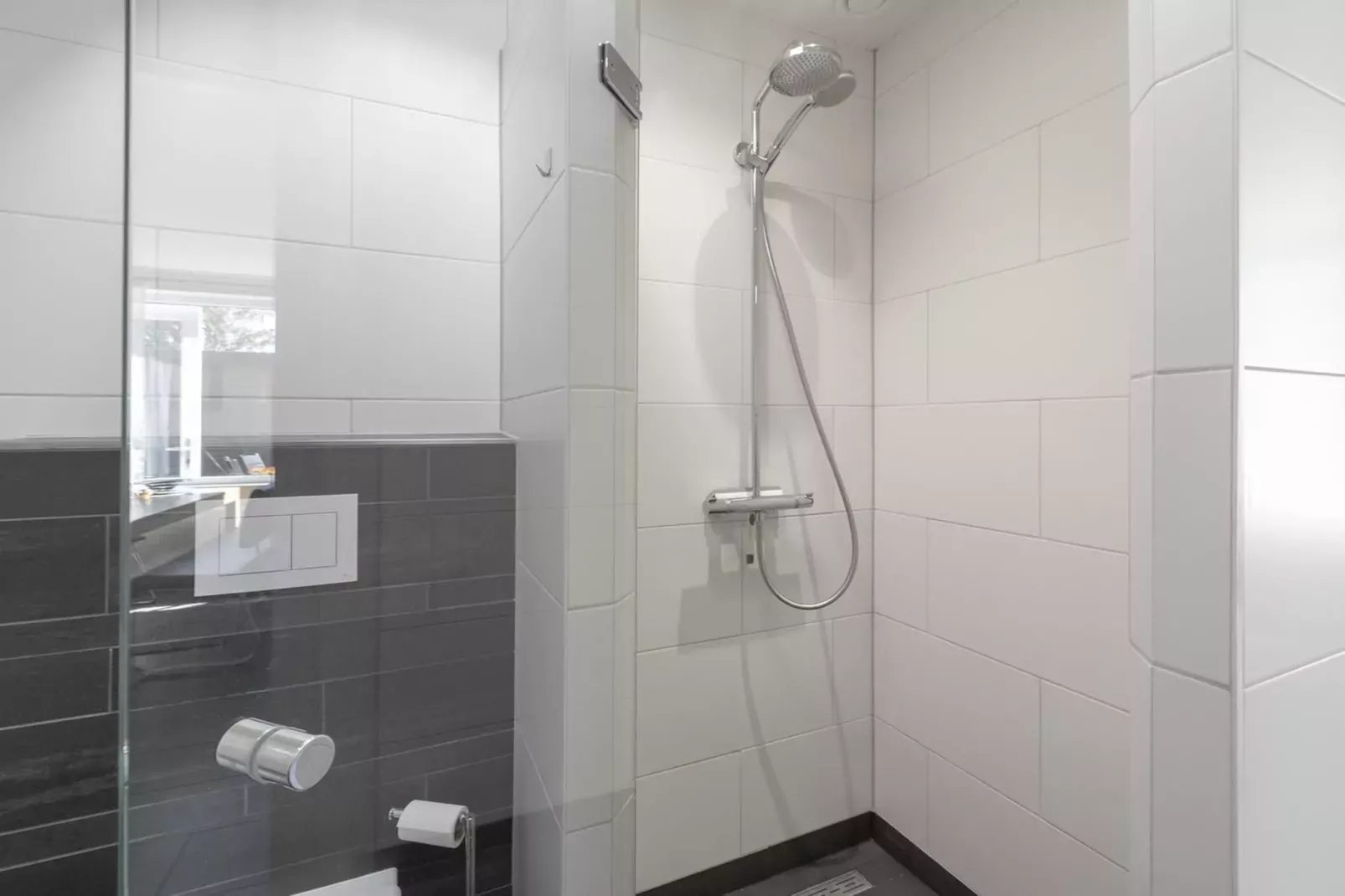 Garnekuul 76-Badezimmer