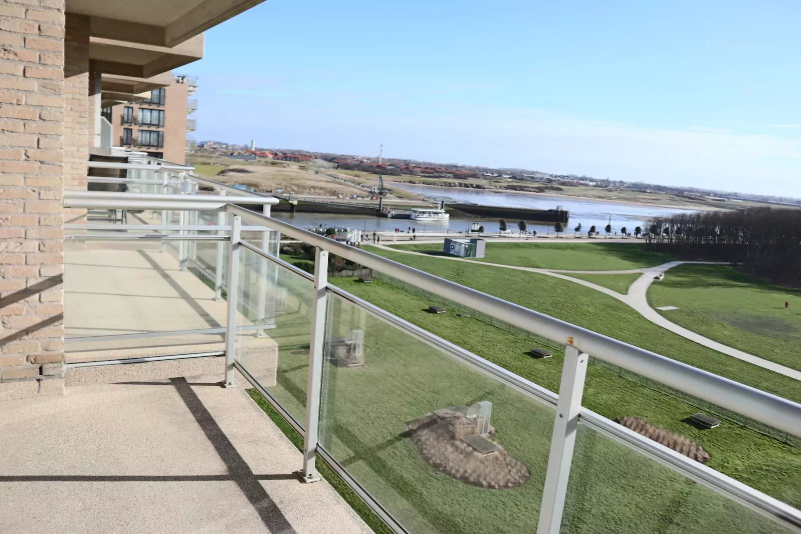 GREENPARK III 0603GAR-Terrace balcony