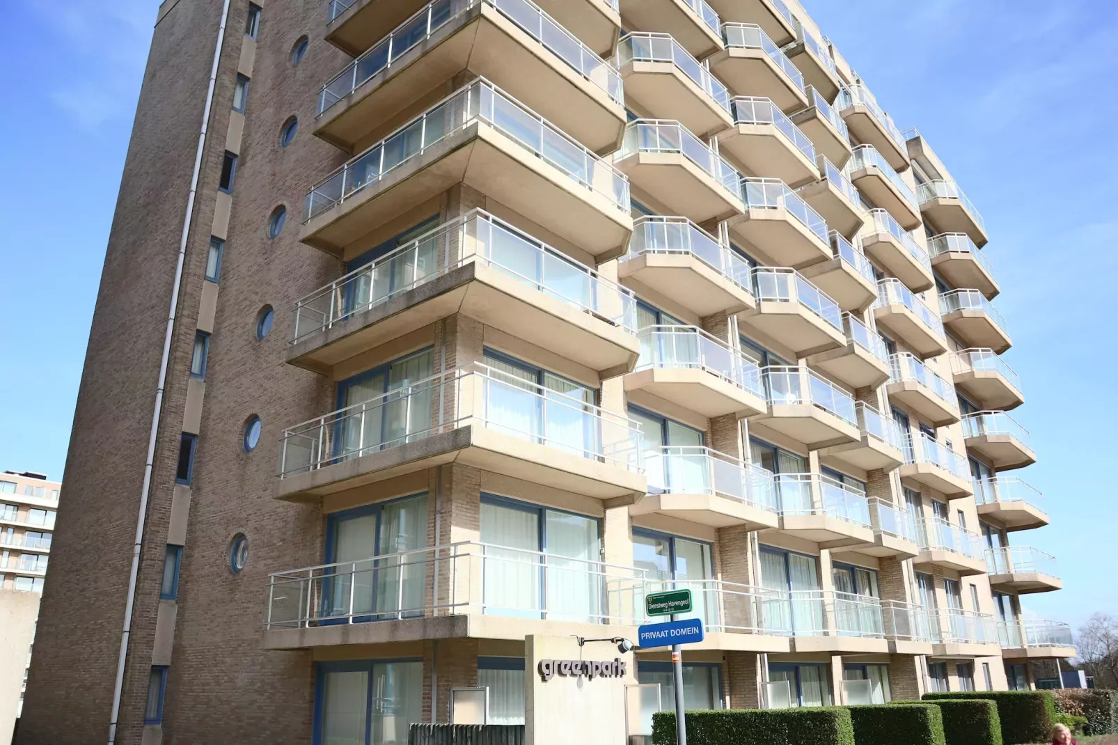 GREENPARK III 0603GAR-Exterior summer
