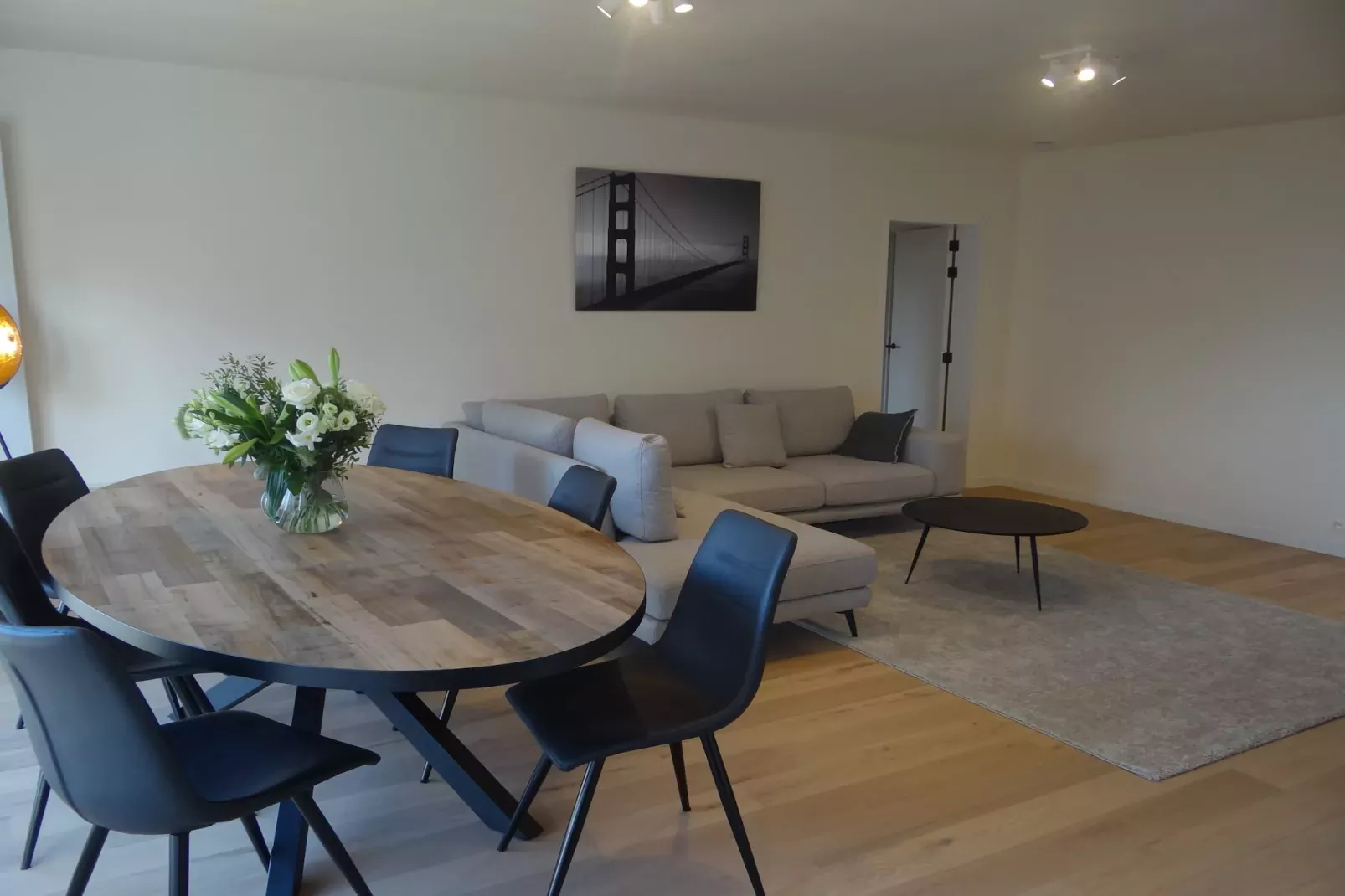 ARIZONA 303-Dining room