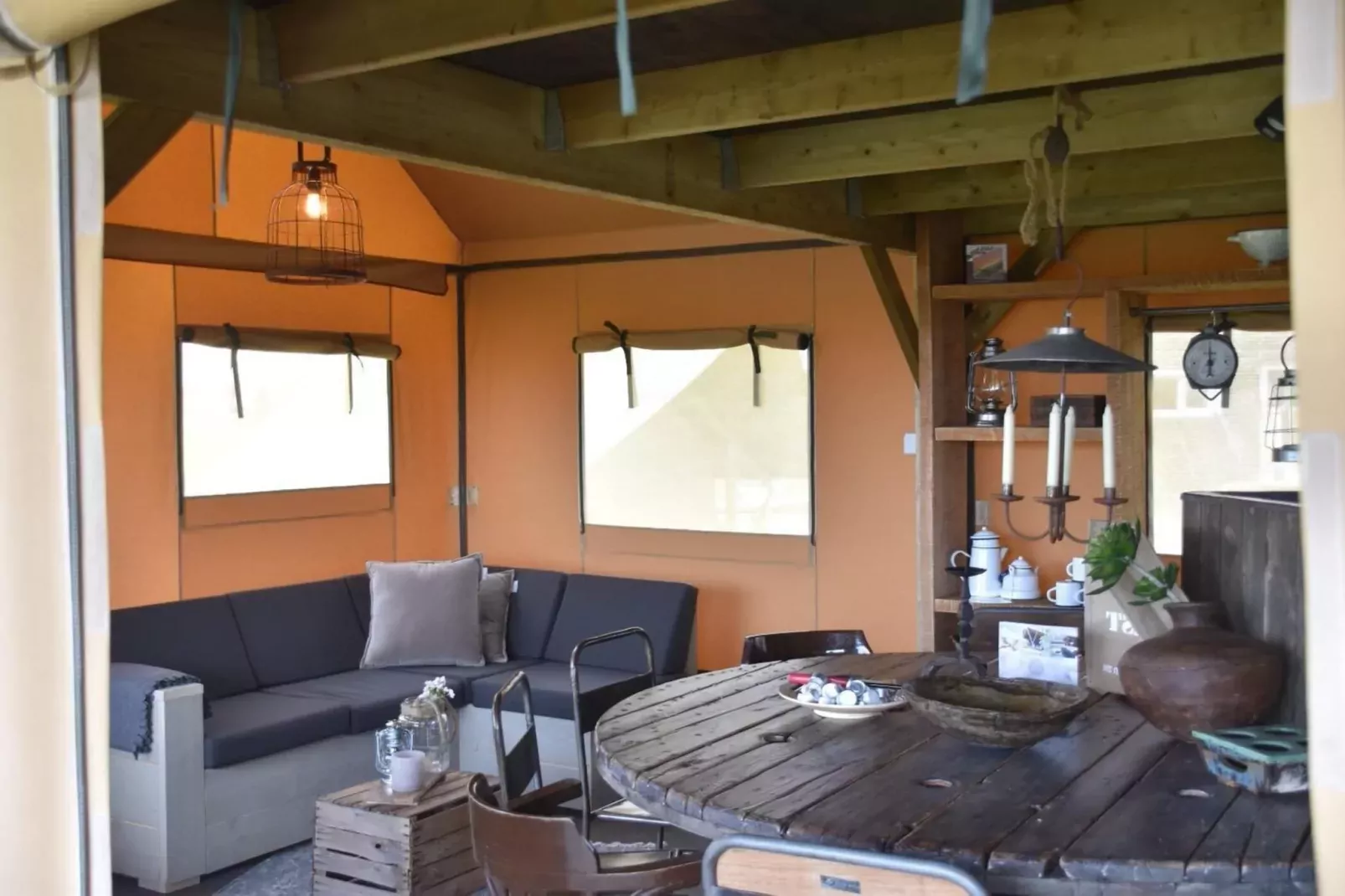 Beach Lodge Groot - Duynpark-Living room