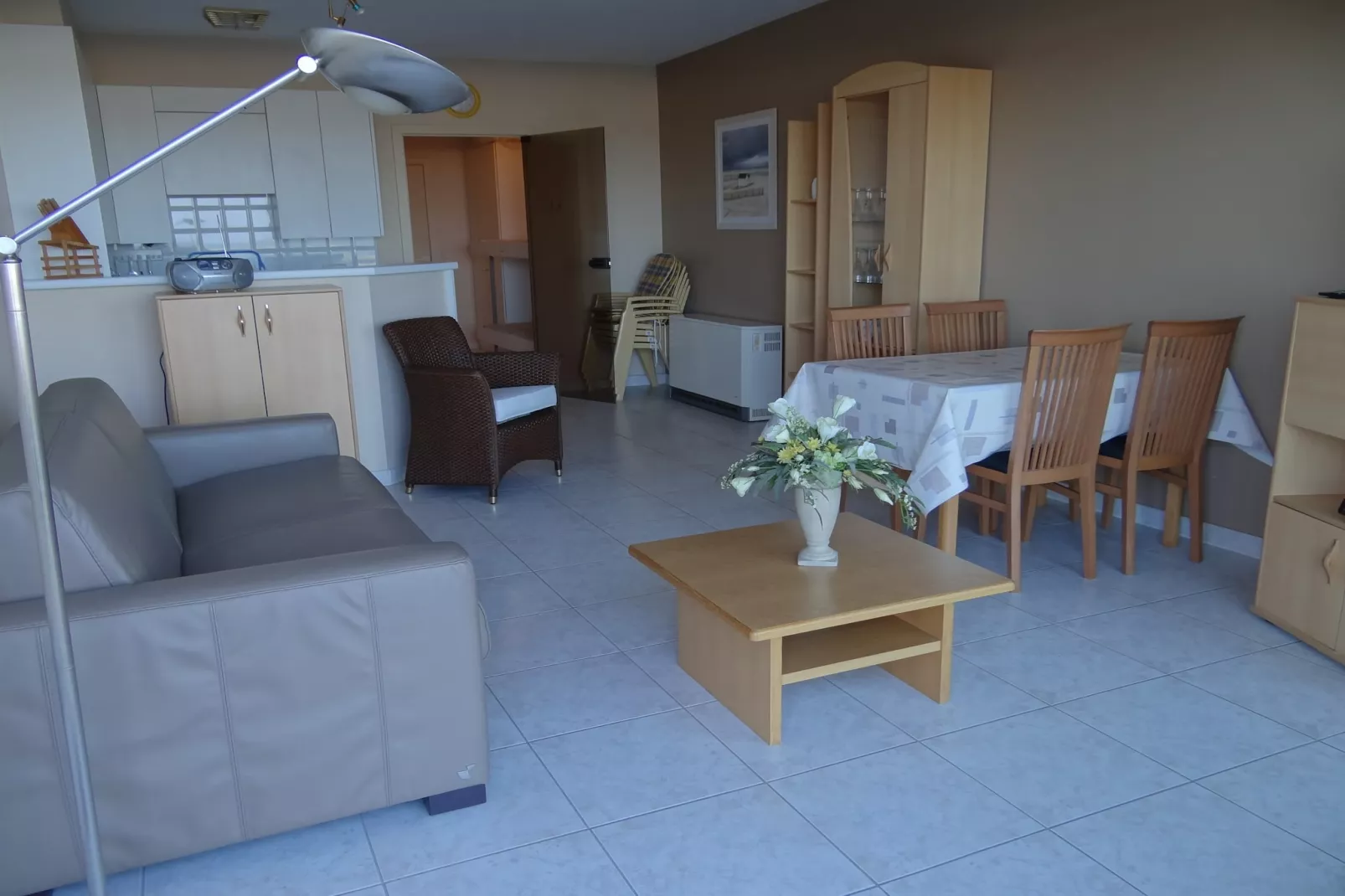 SEASIGHT A 1 / 0001-Living room