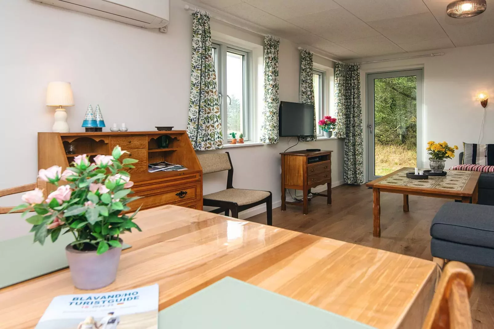 8 person holiday home in Blåvand-By Traum-Indoor