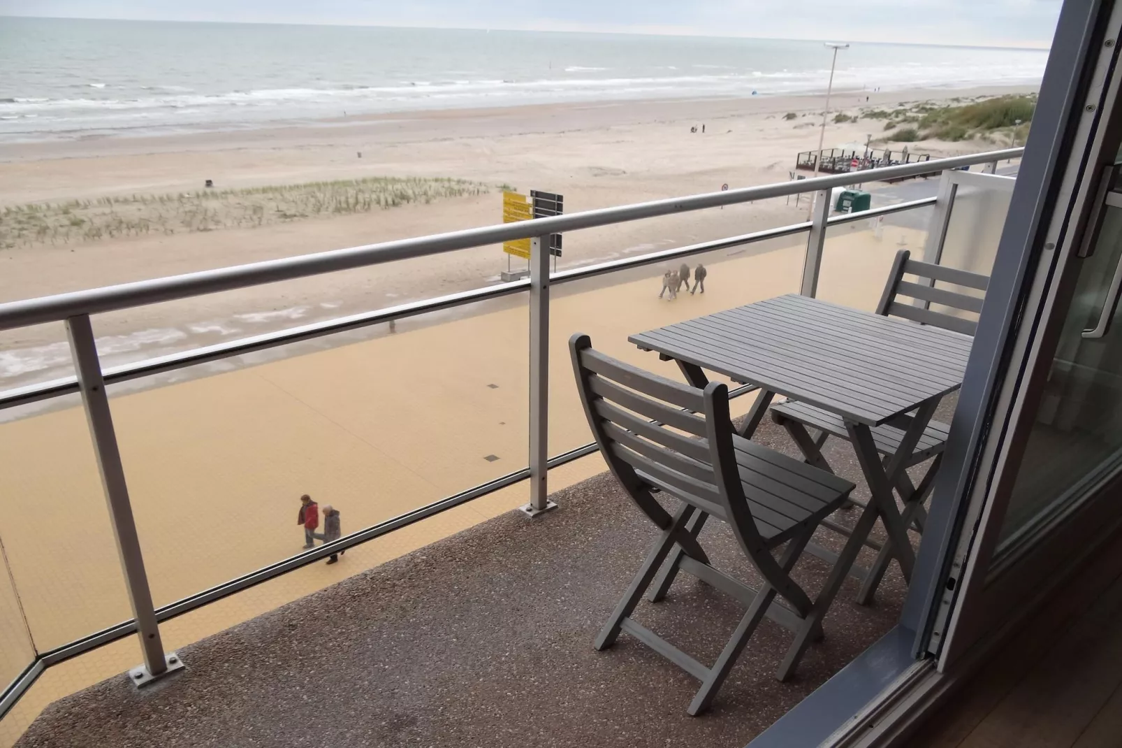 SCORPIO BI 0402GAR-Terrace balcony