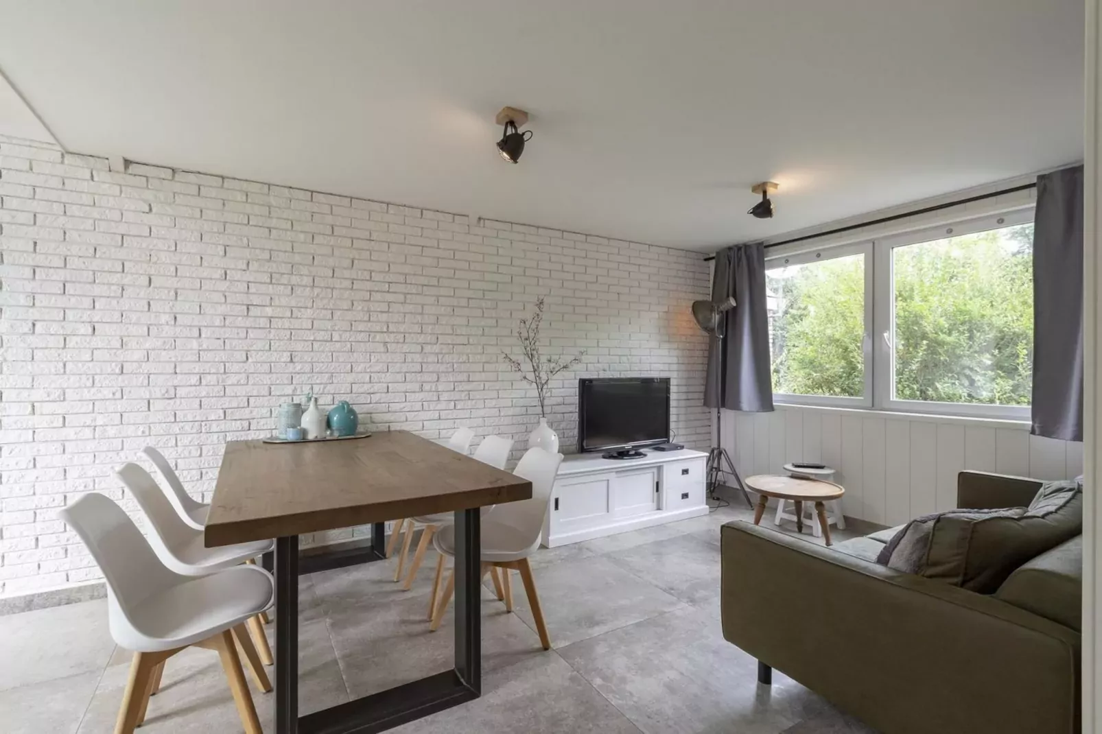 Belkmerduinen 12-Dining room