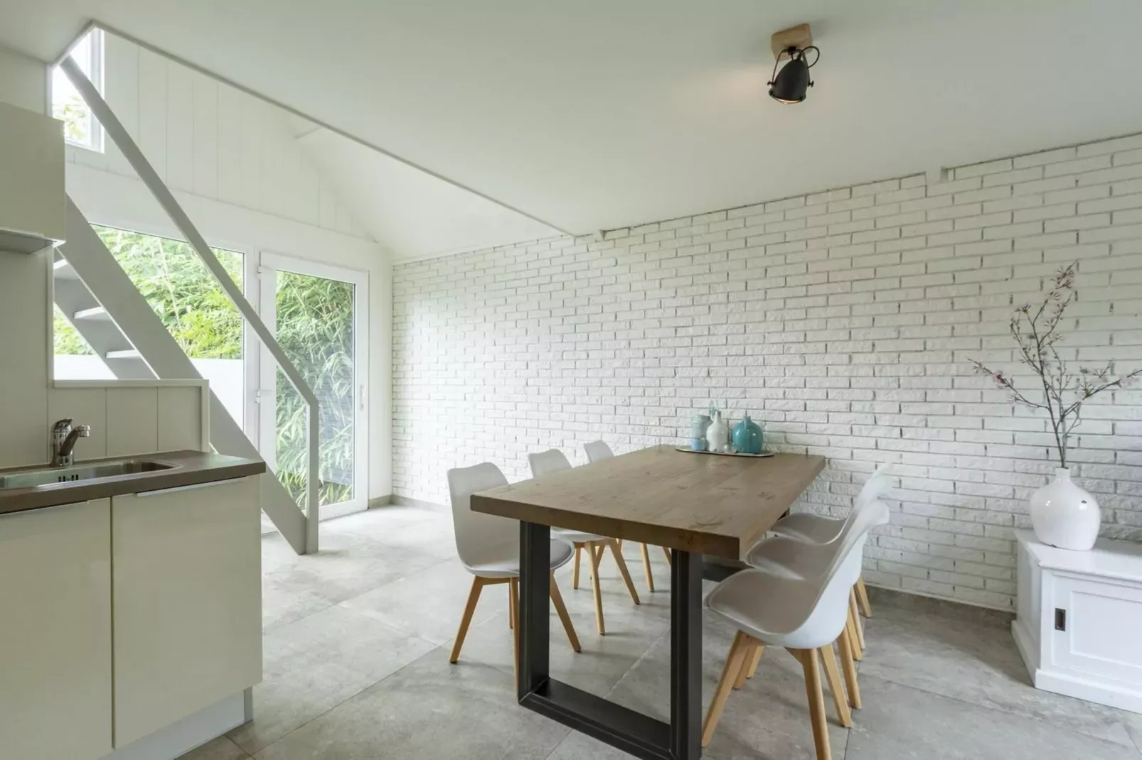 Belkmerduinen 12-Dining room