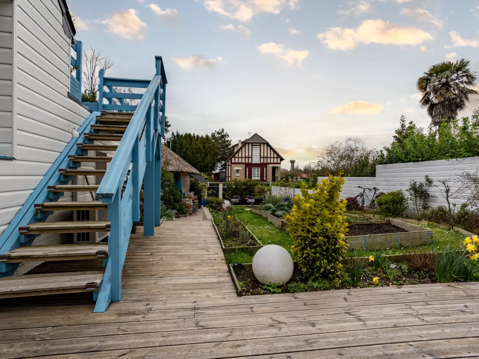 La Villa bleue-Outside