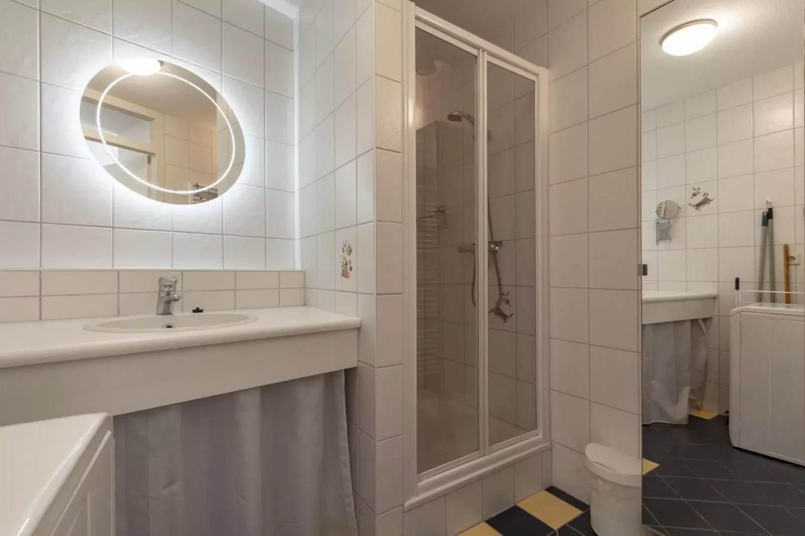 Wijde Blick 205-Bathroom