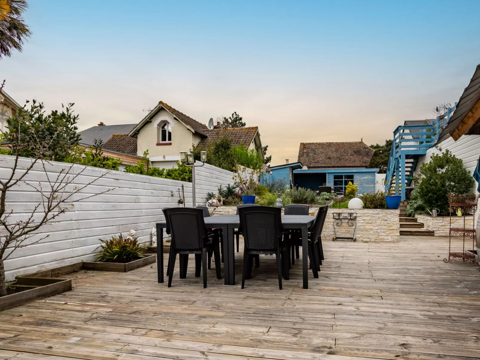 La Villa bleue-Outside