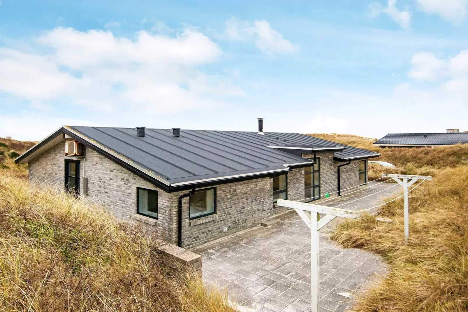 5 Sterne Ferienhaus in Henne-By Traum-Außenbereich