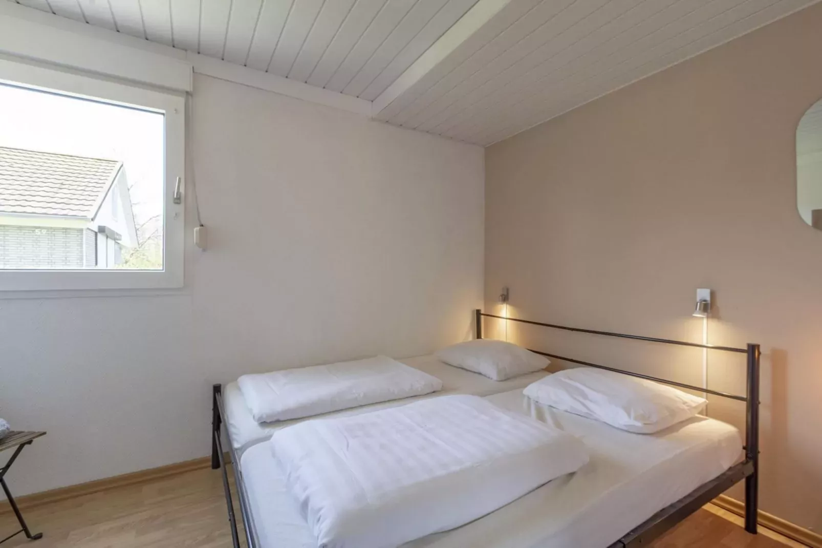 Keizerskroon 58-Bedroom