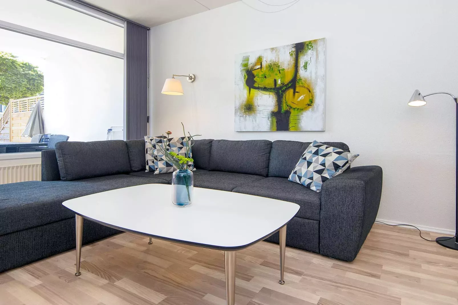 2 room,ground floor or 1.-Innenbereich