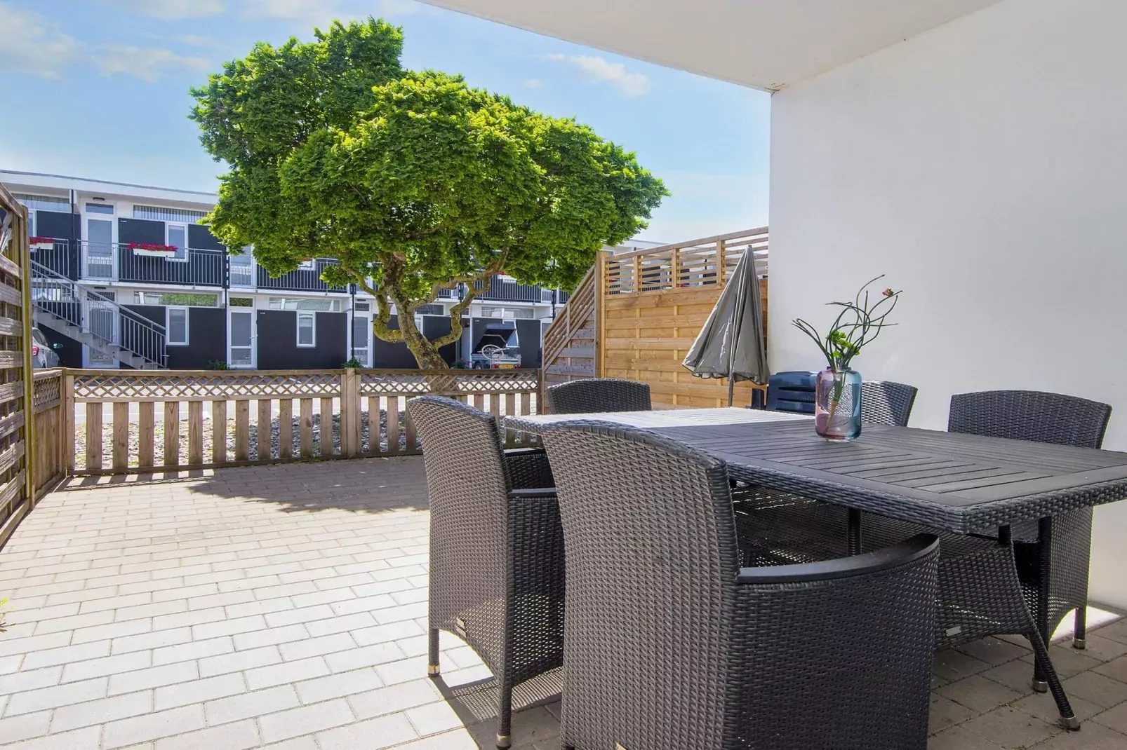 2 room,ground floor or 1.-Innenbereich