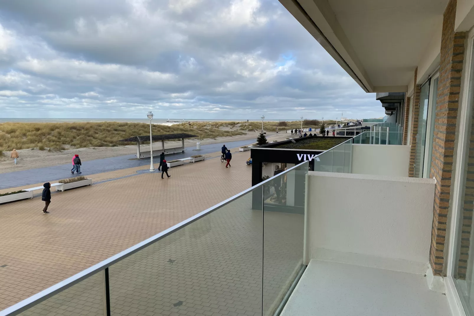 SUNFLOWER 102-Terrace balcony