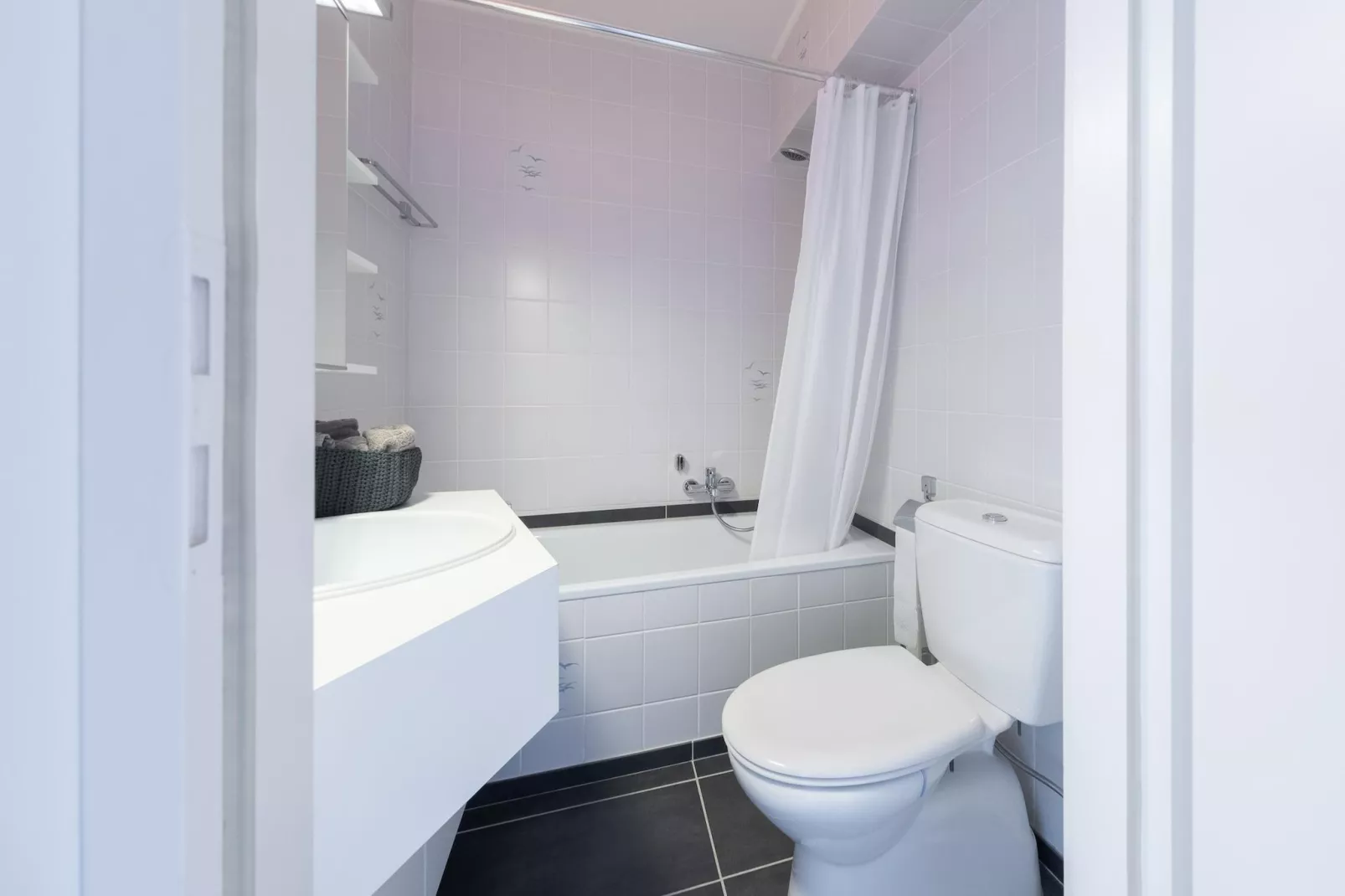 Brisbane II 0501-Bathroom