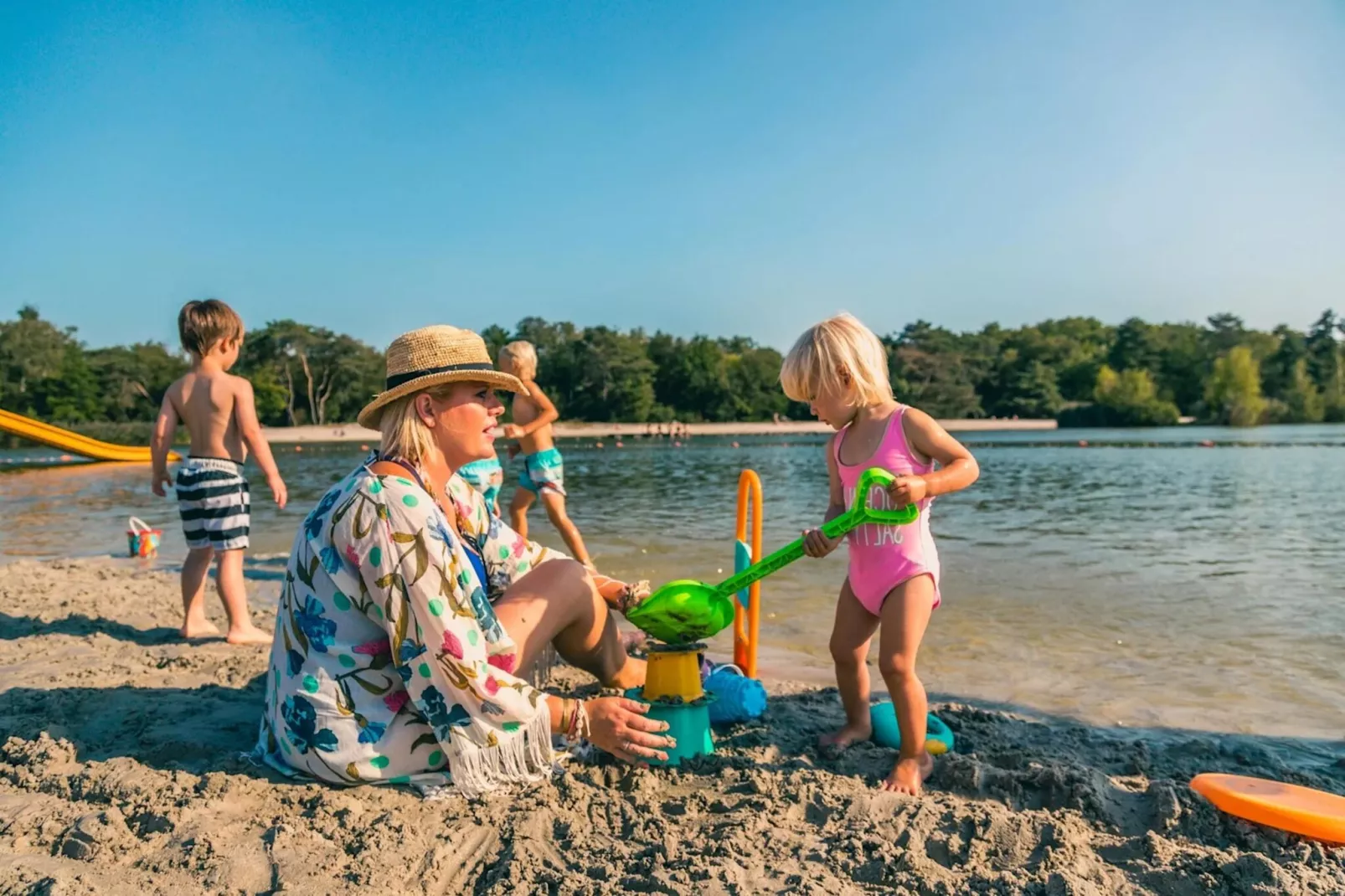 Resort Zilverstrand 10-Areas summer 5km