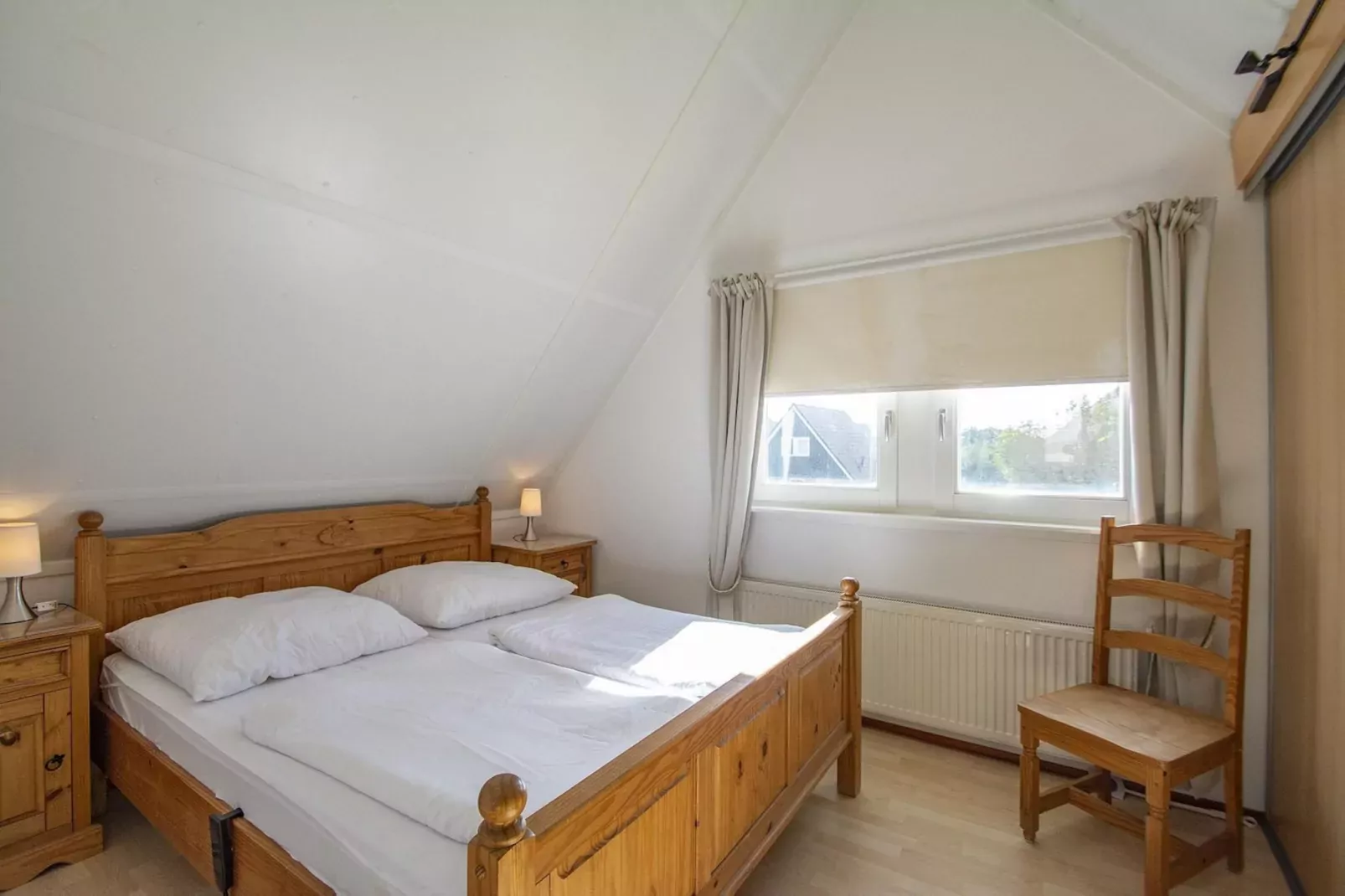 Callantsogervaart 3-8-Schlafzimmer