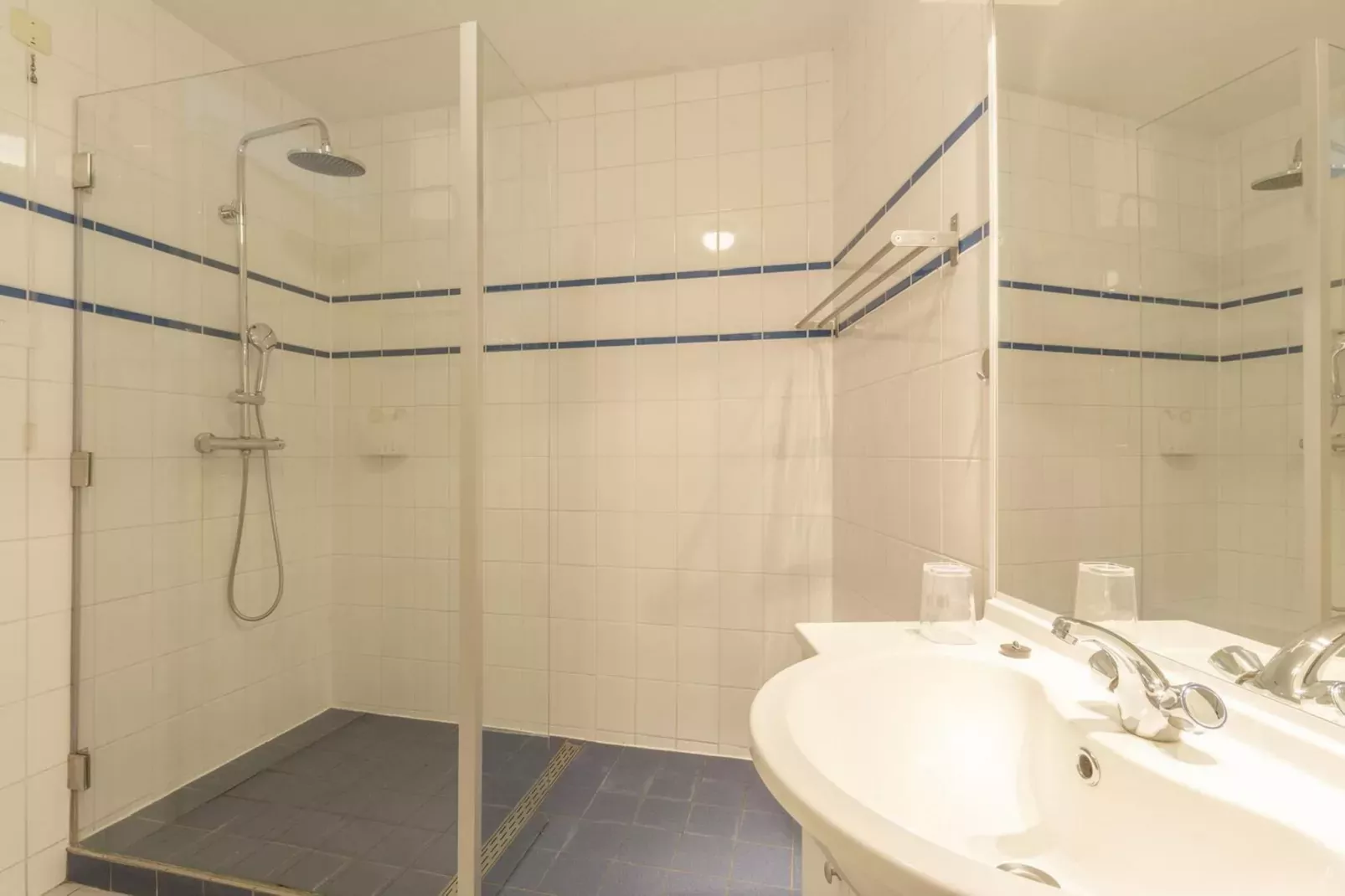 Résidence Juliana 34-Bathroom