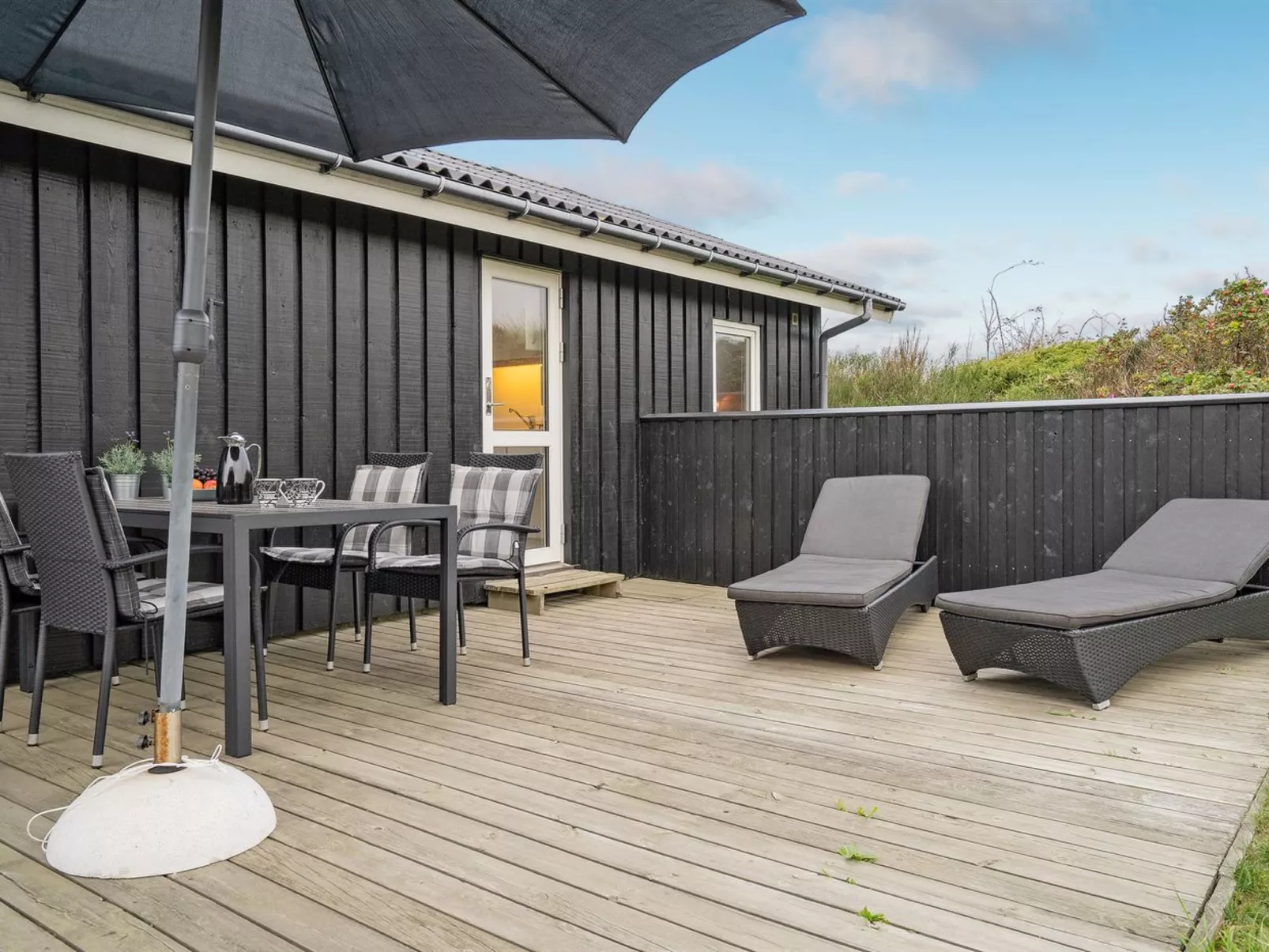 "Efra" - 400m from the sea-Outside