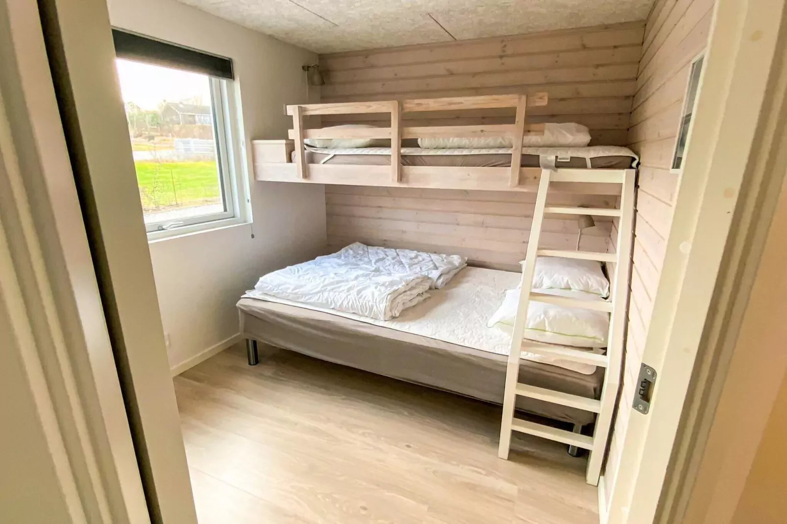 20 person holiday home in Glesborg-Indoor